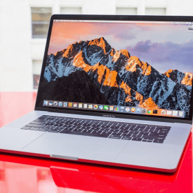 Laptop đáng mua 2025
