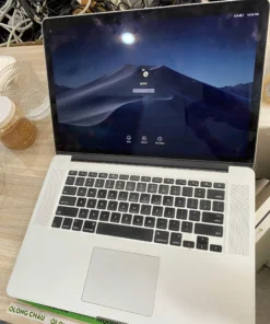 MacBook Pro 15.4inch i7/16GB Ram 512GB SSD