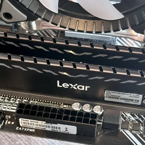 Ram Lexar 8GB 3200Mhz DDR4 Thor U-DIMM CL22 - Tản nhiệt - Ảnh 3